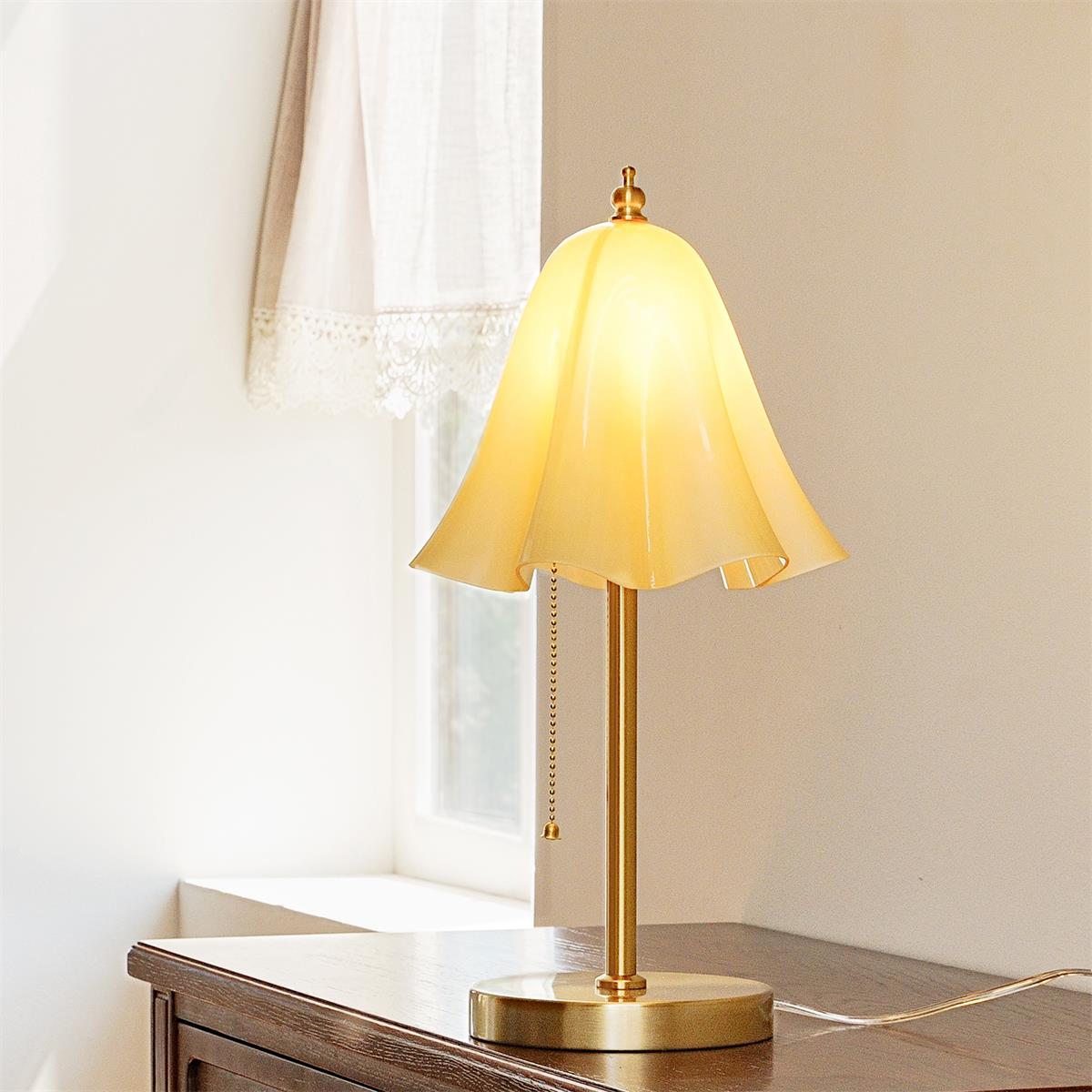 Glacea Table Lamp - Loonglight