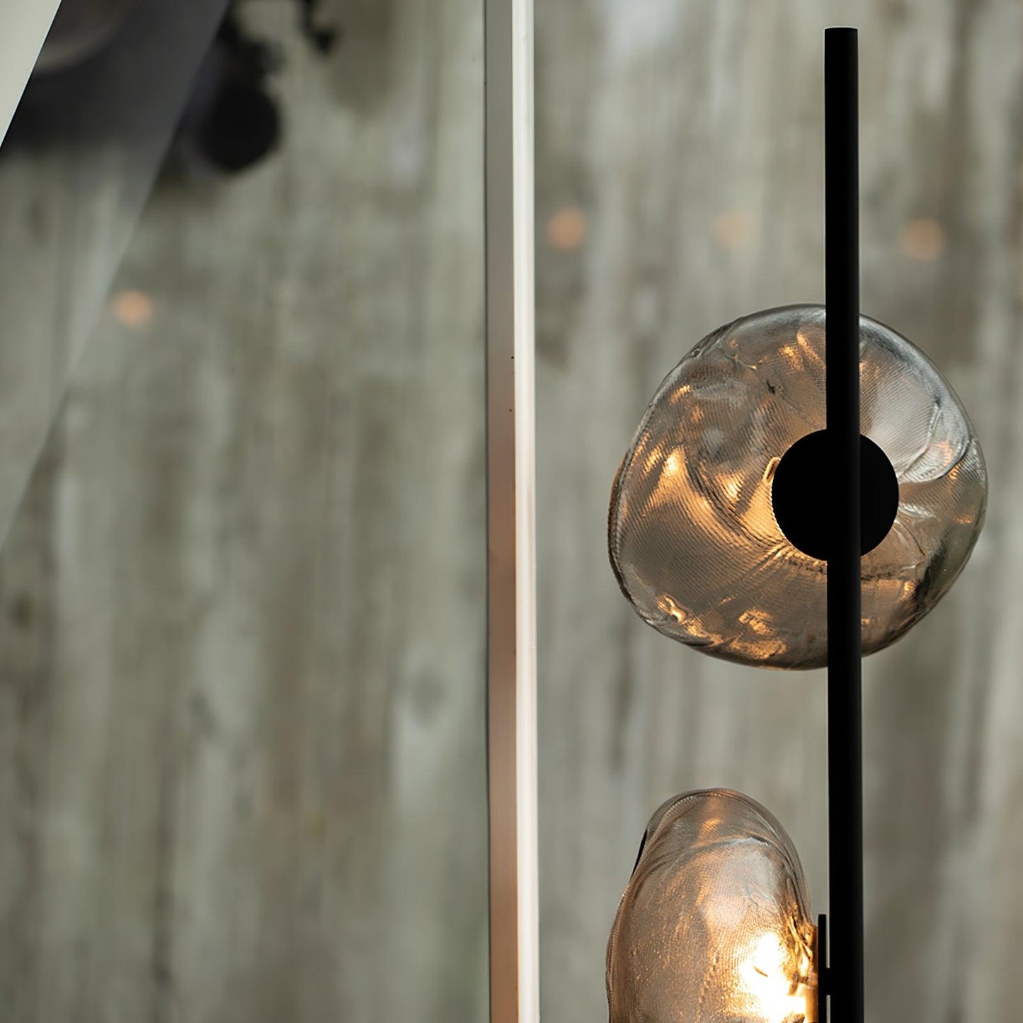 Glass Petals Floor Lamp - Loonglight