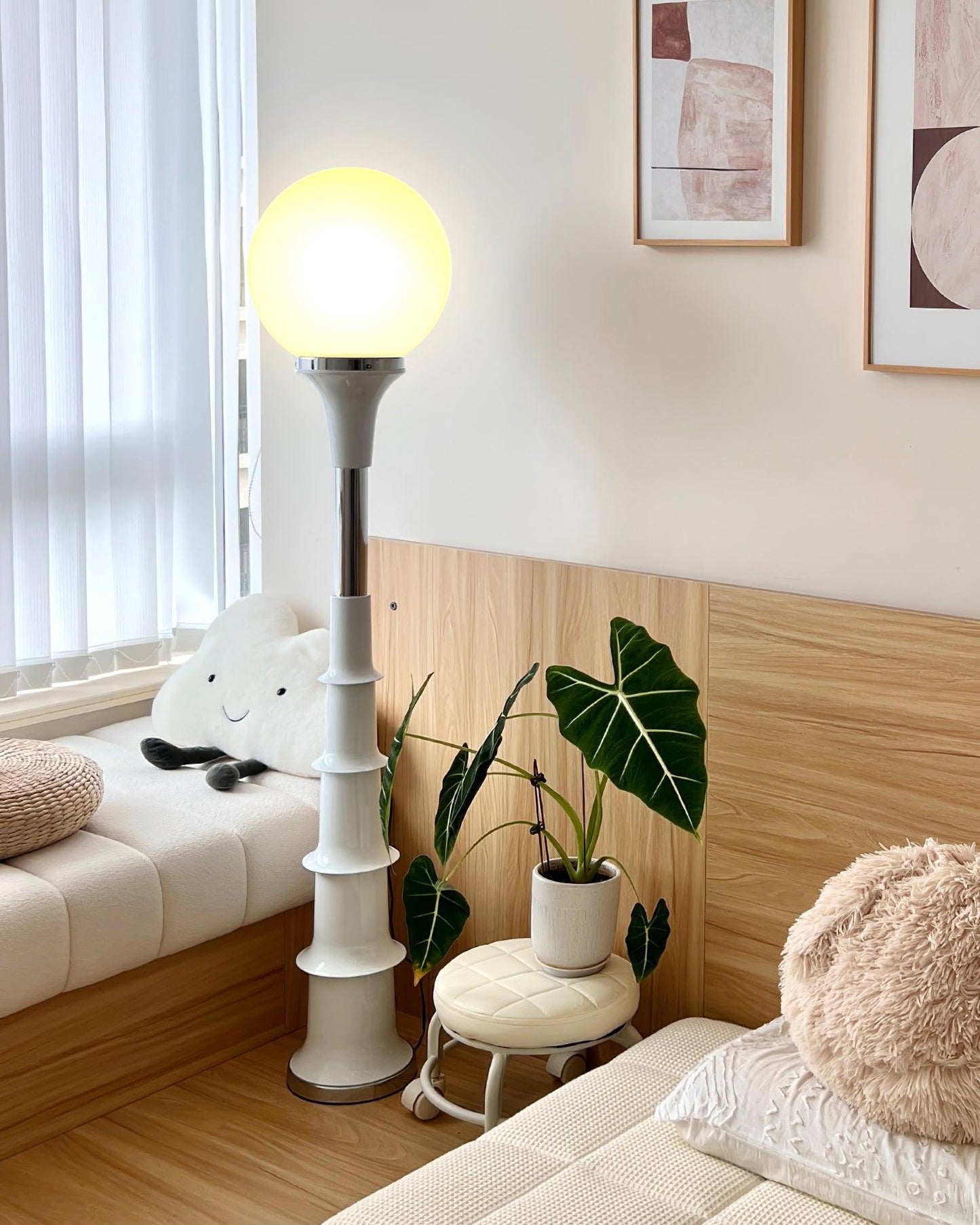 Grande Floor Lamp - Loonglight