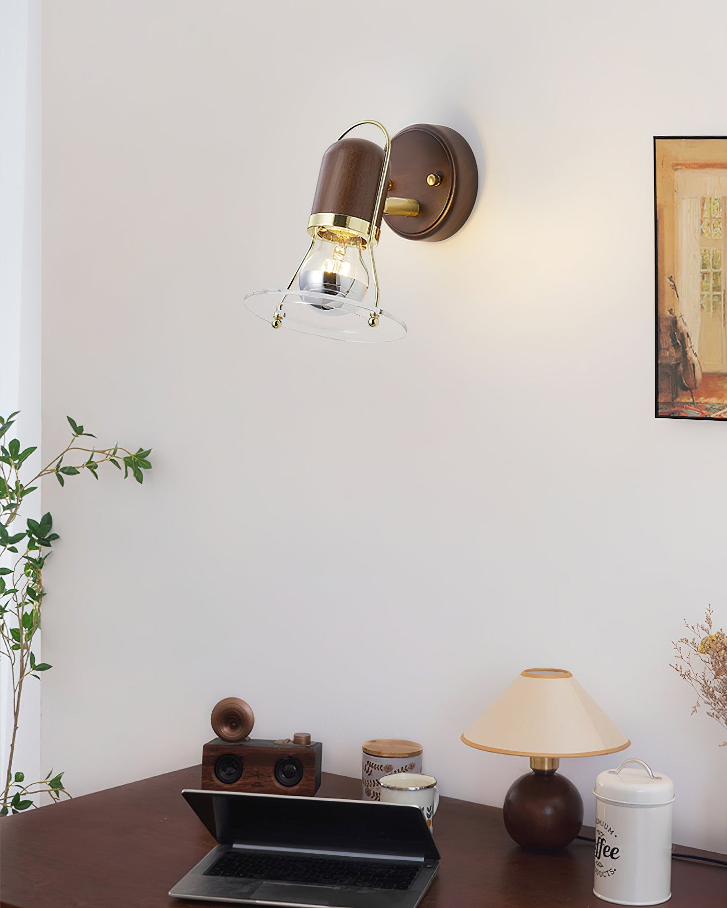 Halle Wall Lamp