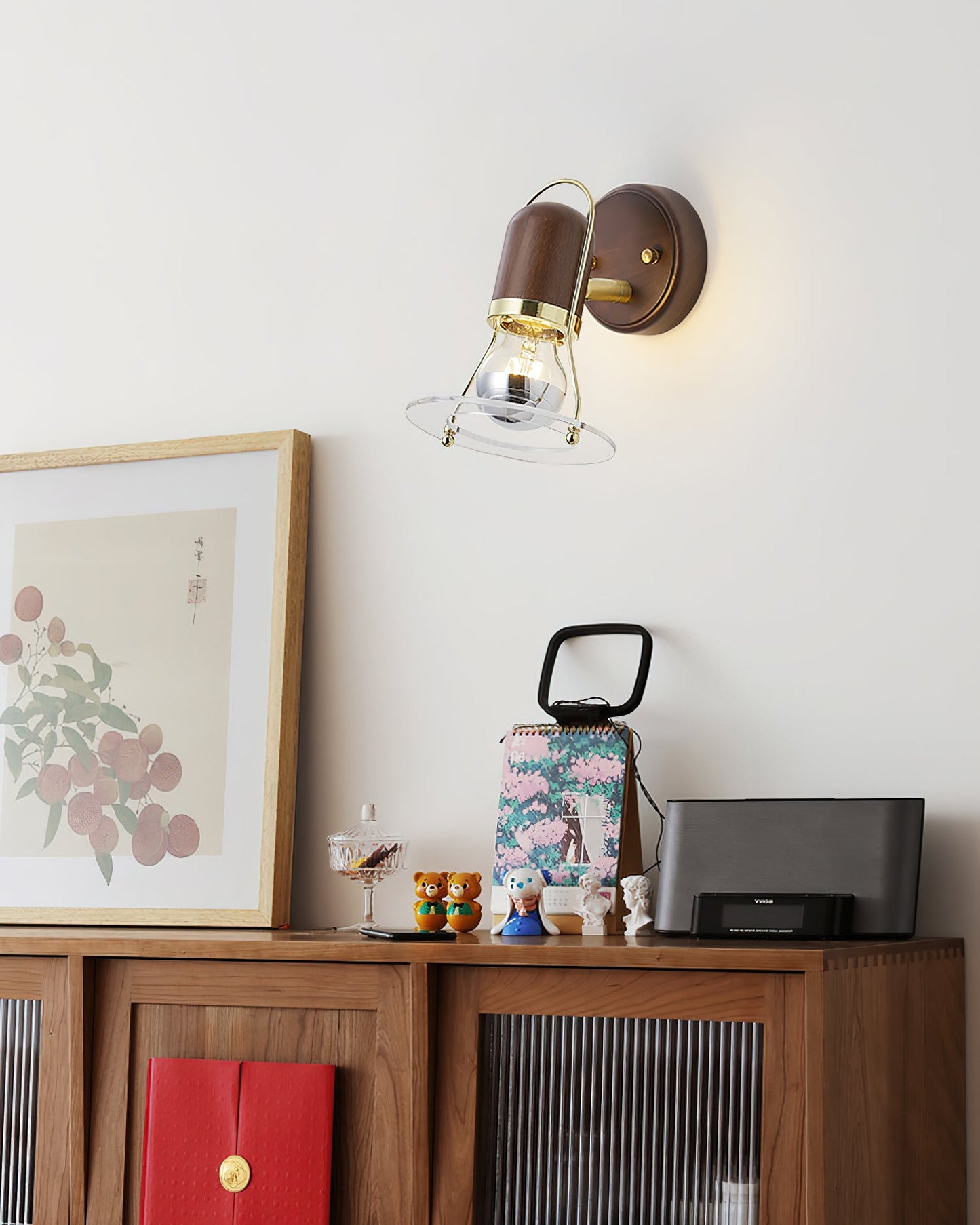 Halle Wall Lamp
