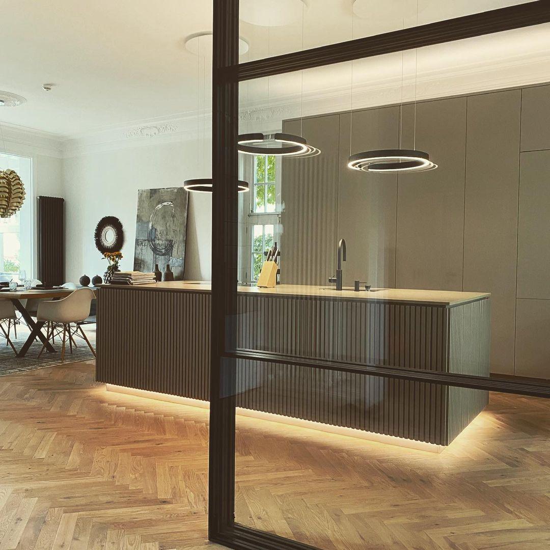 Halo C Circular Pendant Light - Loonglight