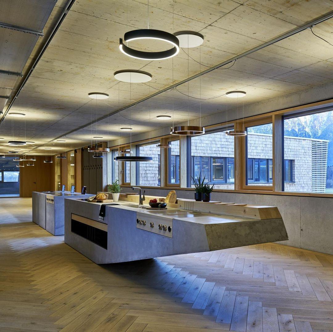 Halo C Circular Pendant Light - Loonglight