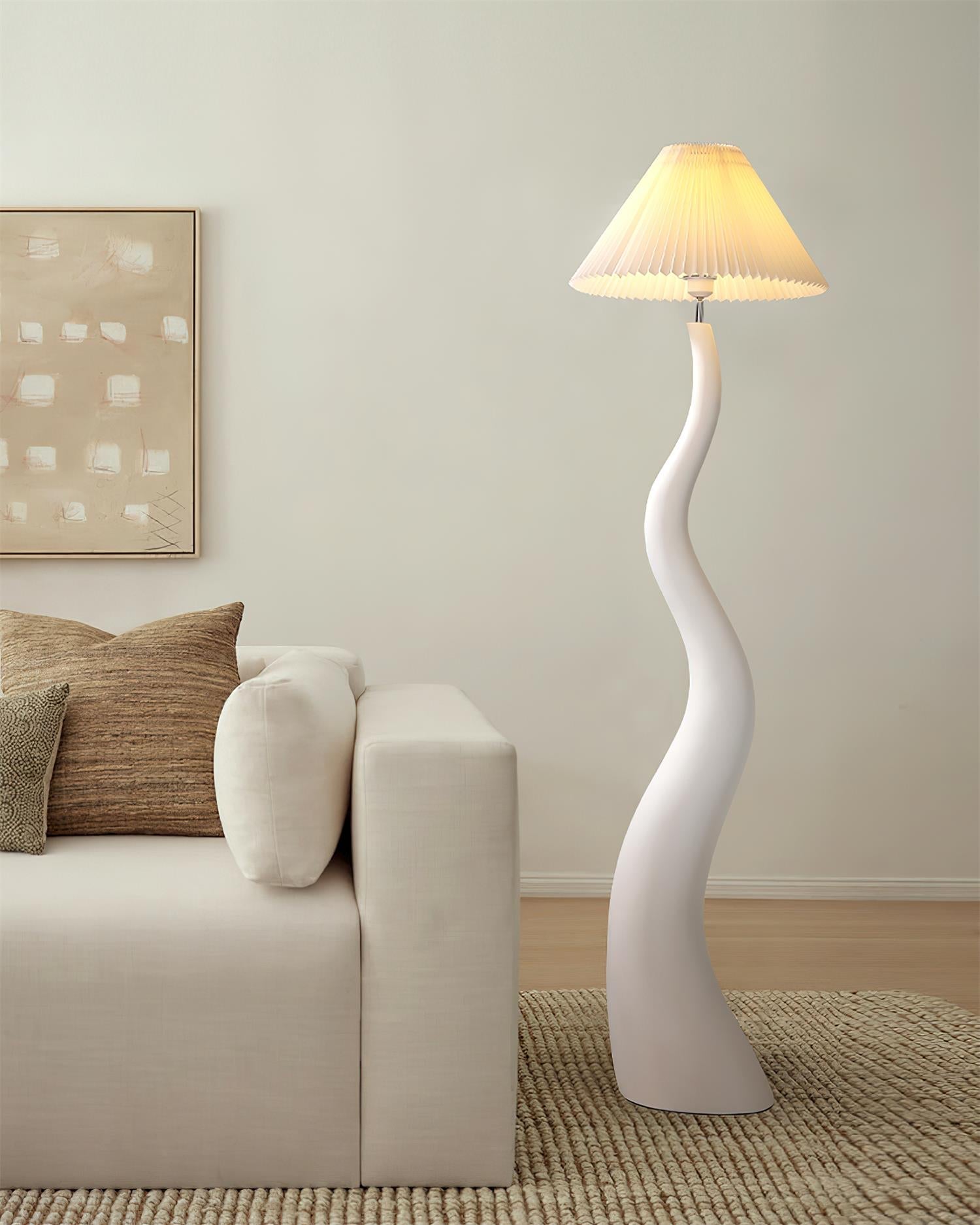 Haruki Twisted Floor Lamp - Loonglight