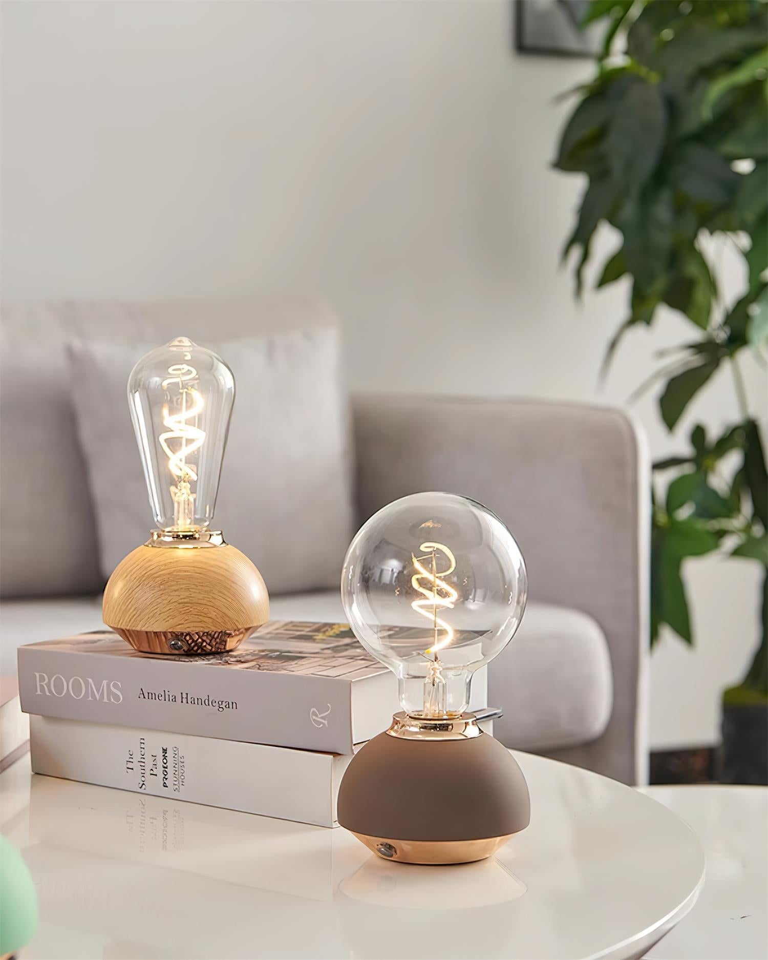 Hato Table Lamp - Loonglight