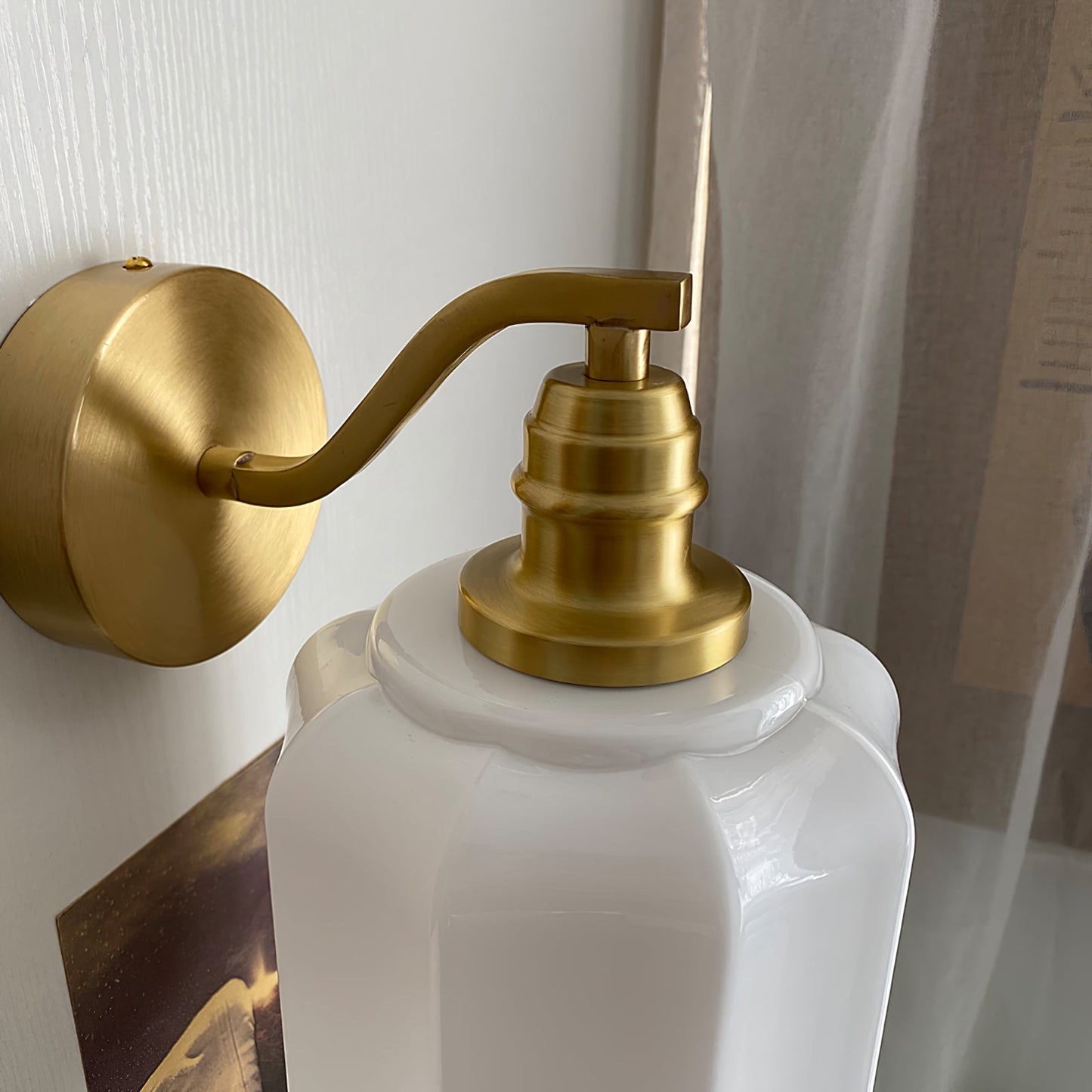 Henry Wall Lamp - Loonglight