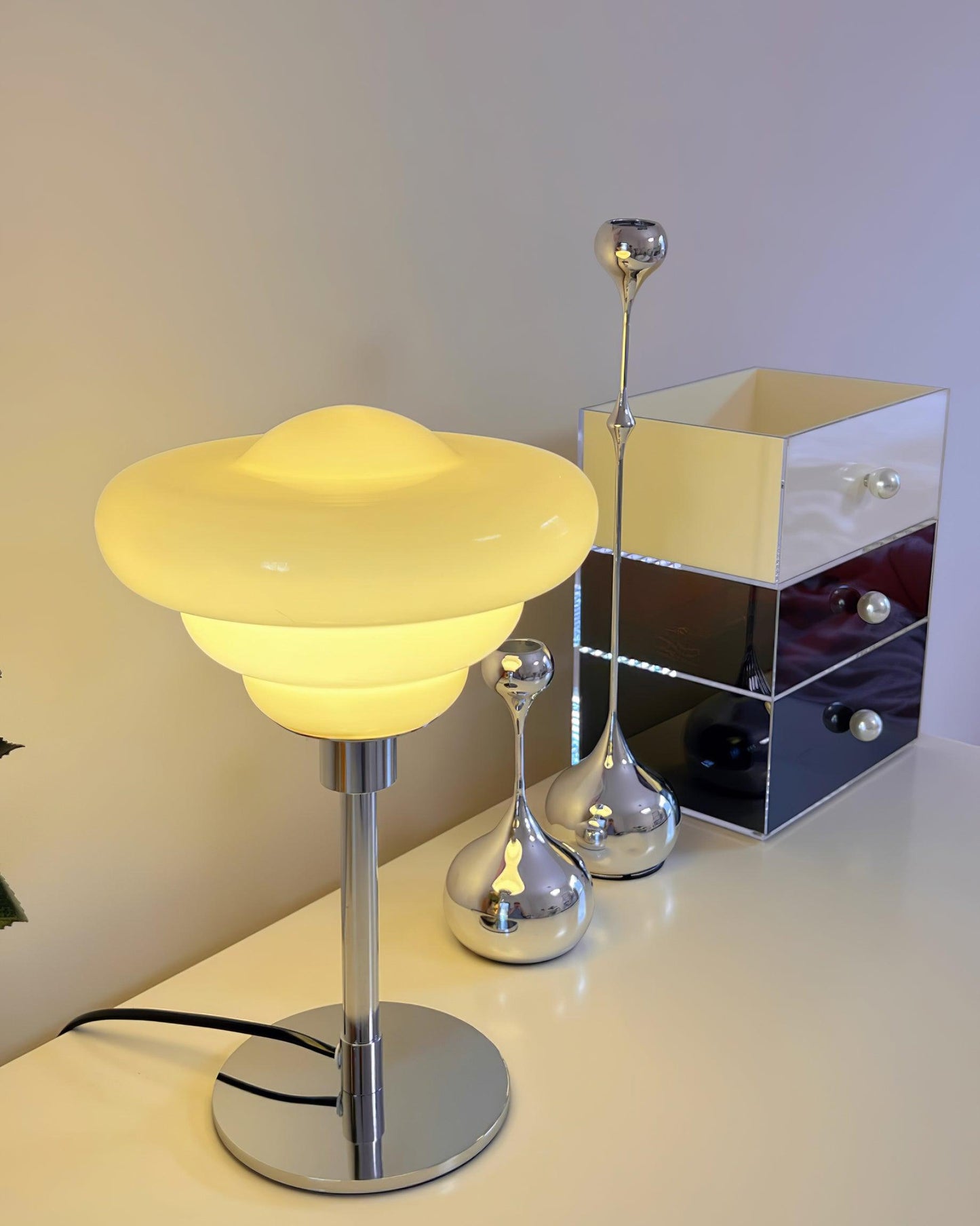 Metallica Egg Tart Table Lamp - Loonglight