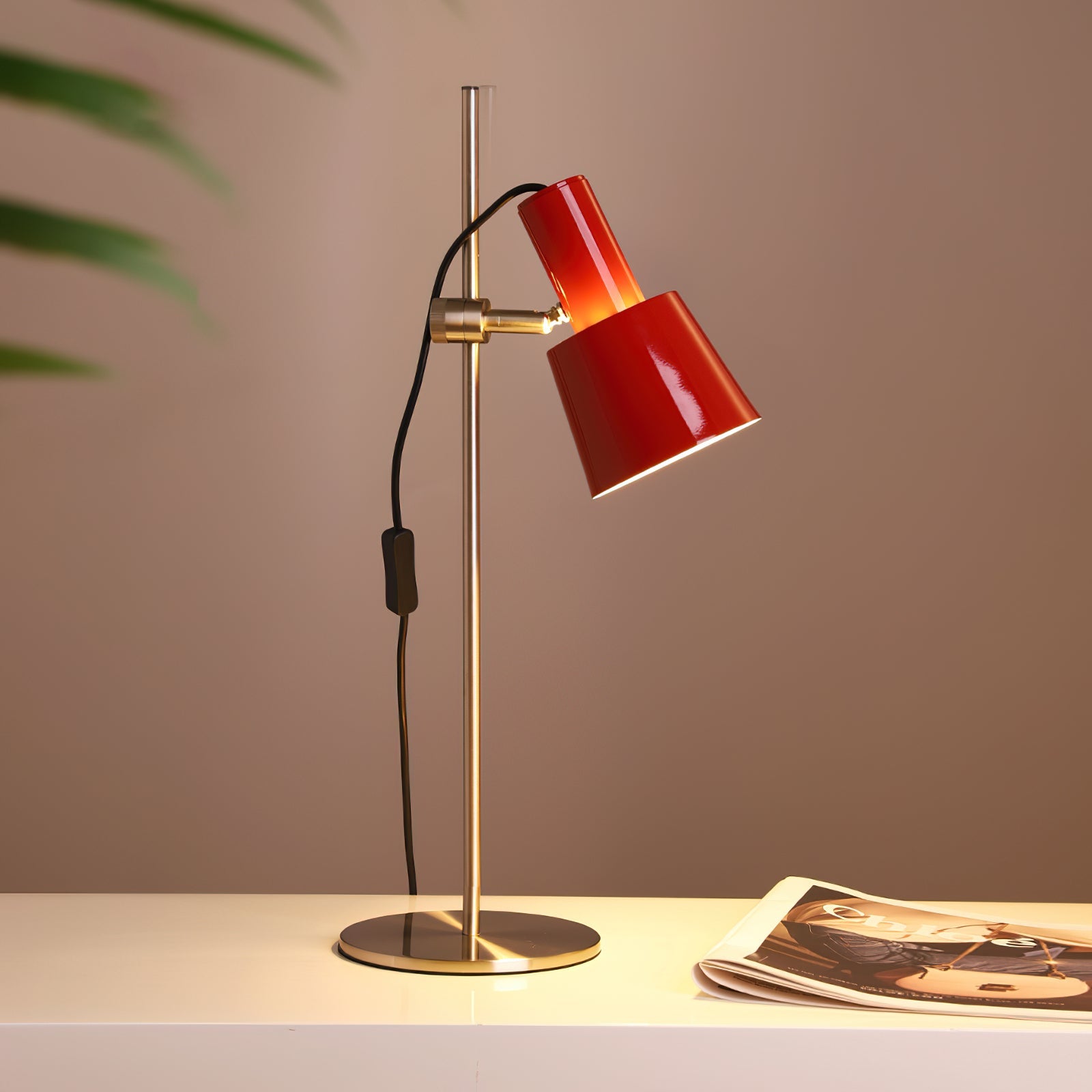 Holly Table Lamp - Loonglight