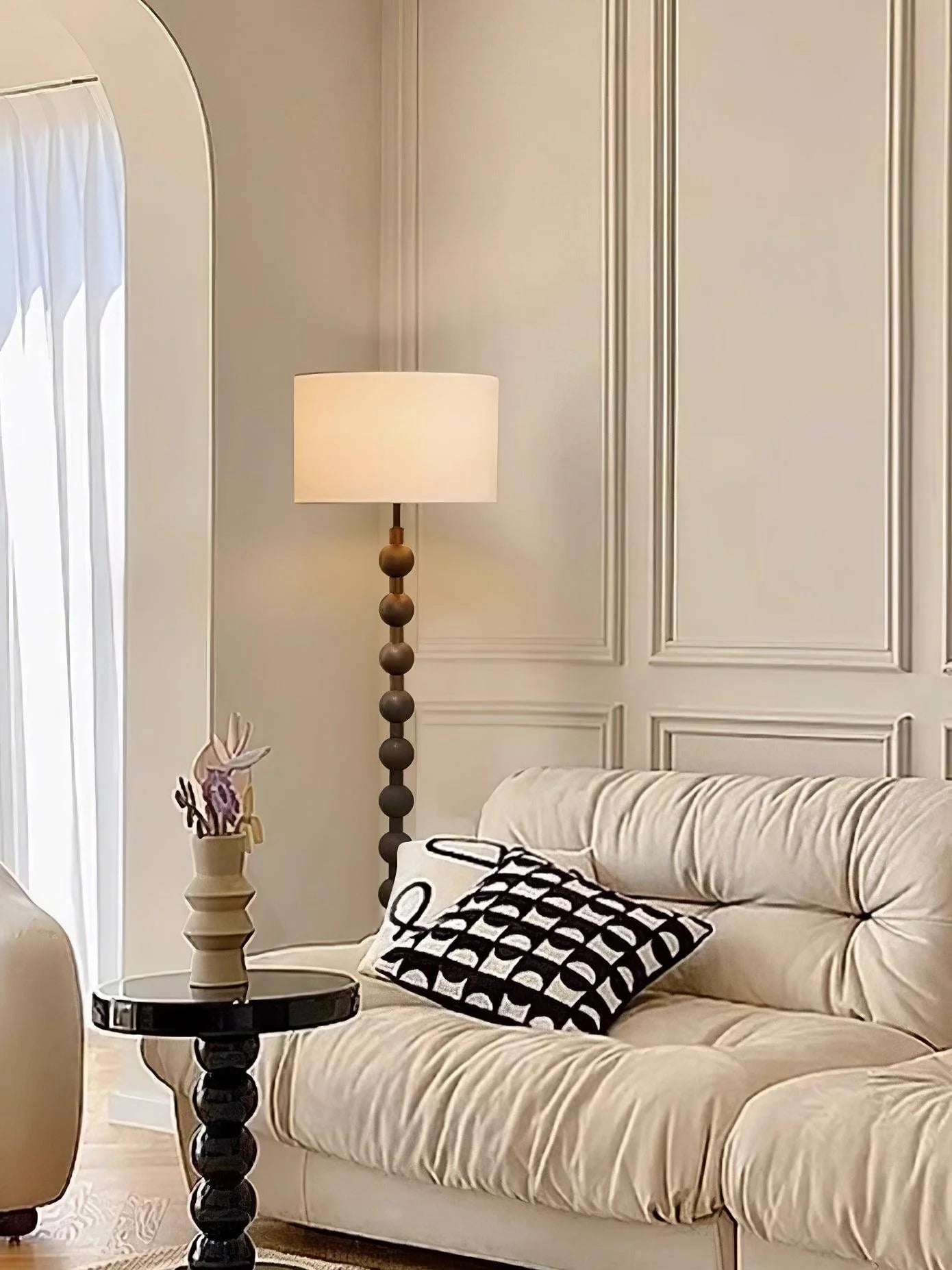 Hugo Modern Barbell Floor Lamp - Loonglight