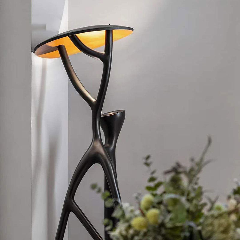 Human Standing Floor Lamp - Loonglight