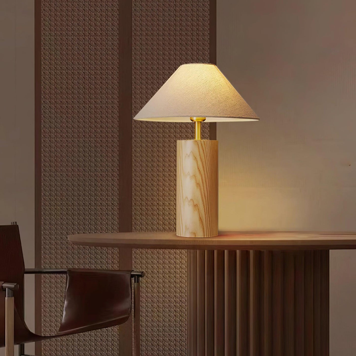 James Table Lamp - Loonglight