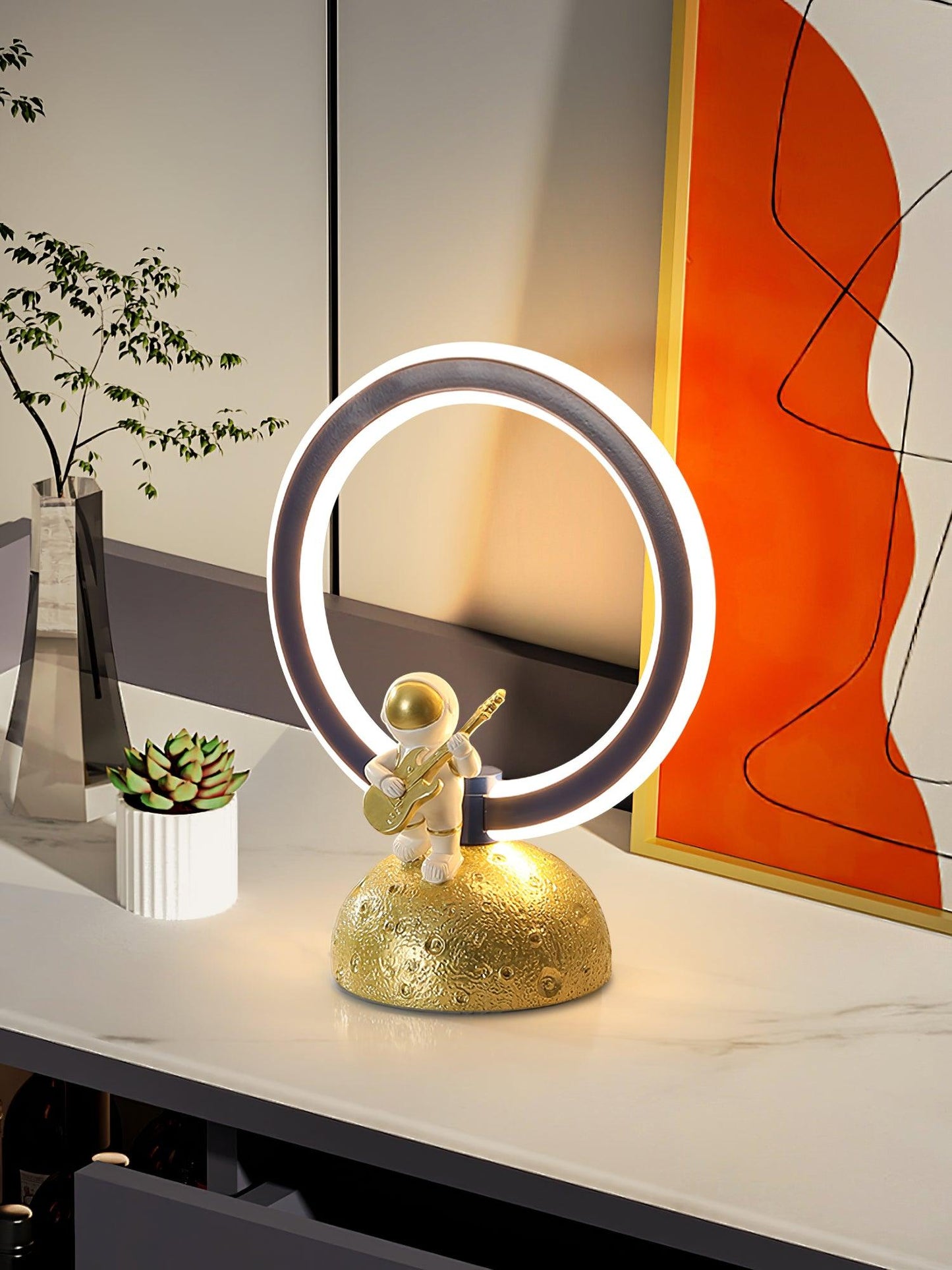 Jude Astronaut Table Lamp - Loonglight