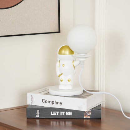 Jude Astronaut Table Lamp - Loonglight