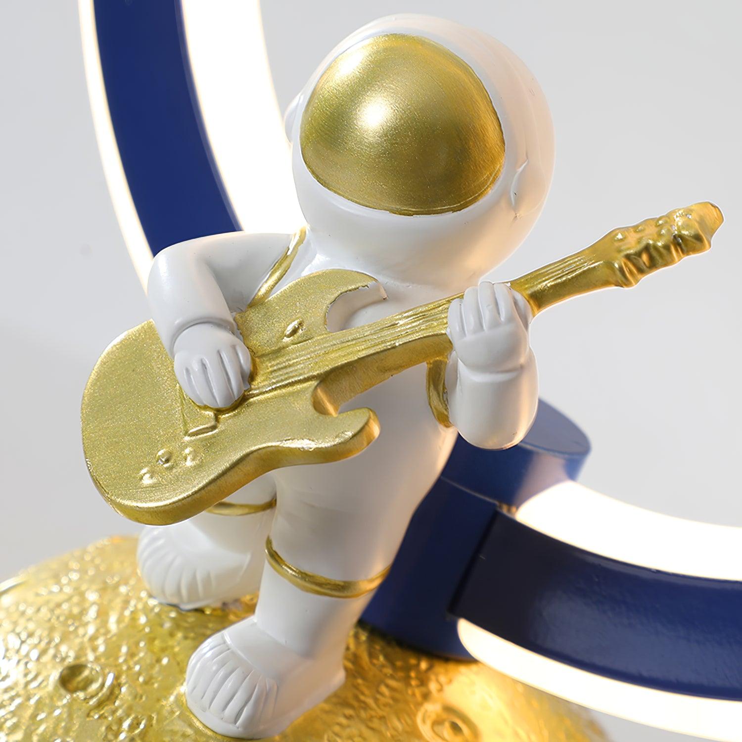 Jude Astronaut Table Lamp - Loonglight