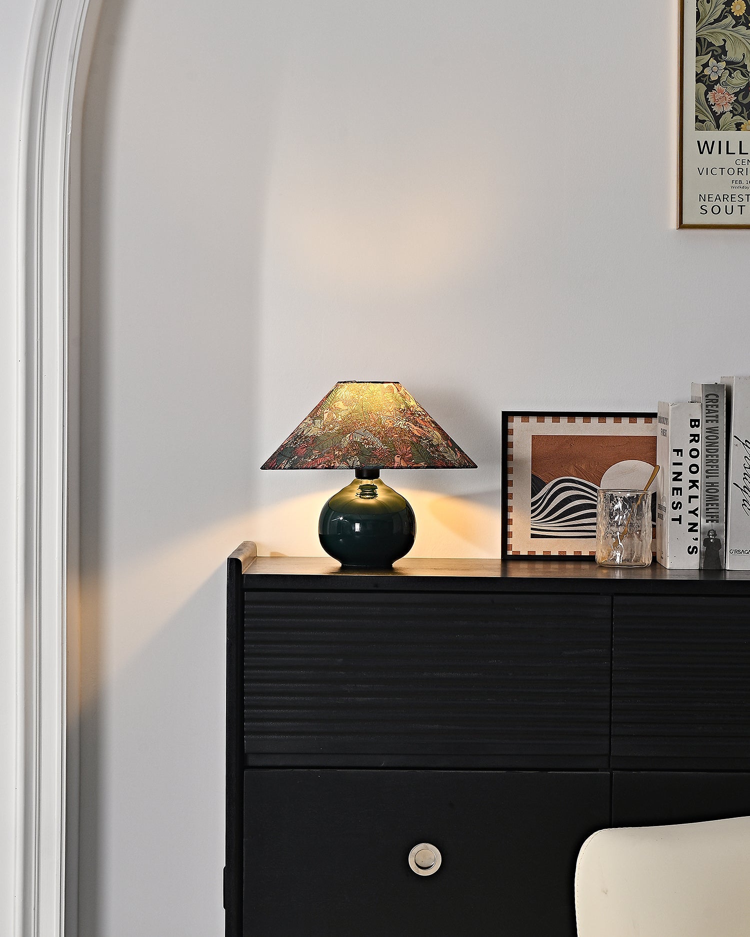 Kalinda Table Lamp - Loonglight