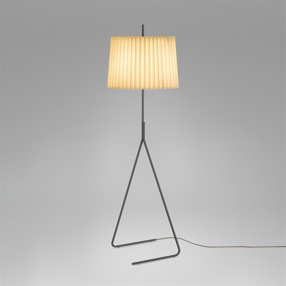 Kalmar Floor Lamp - Loonglight
