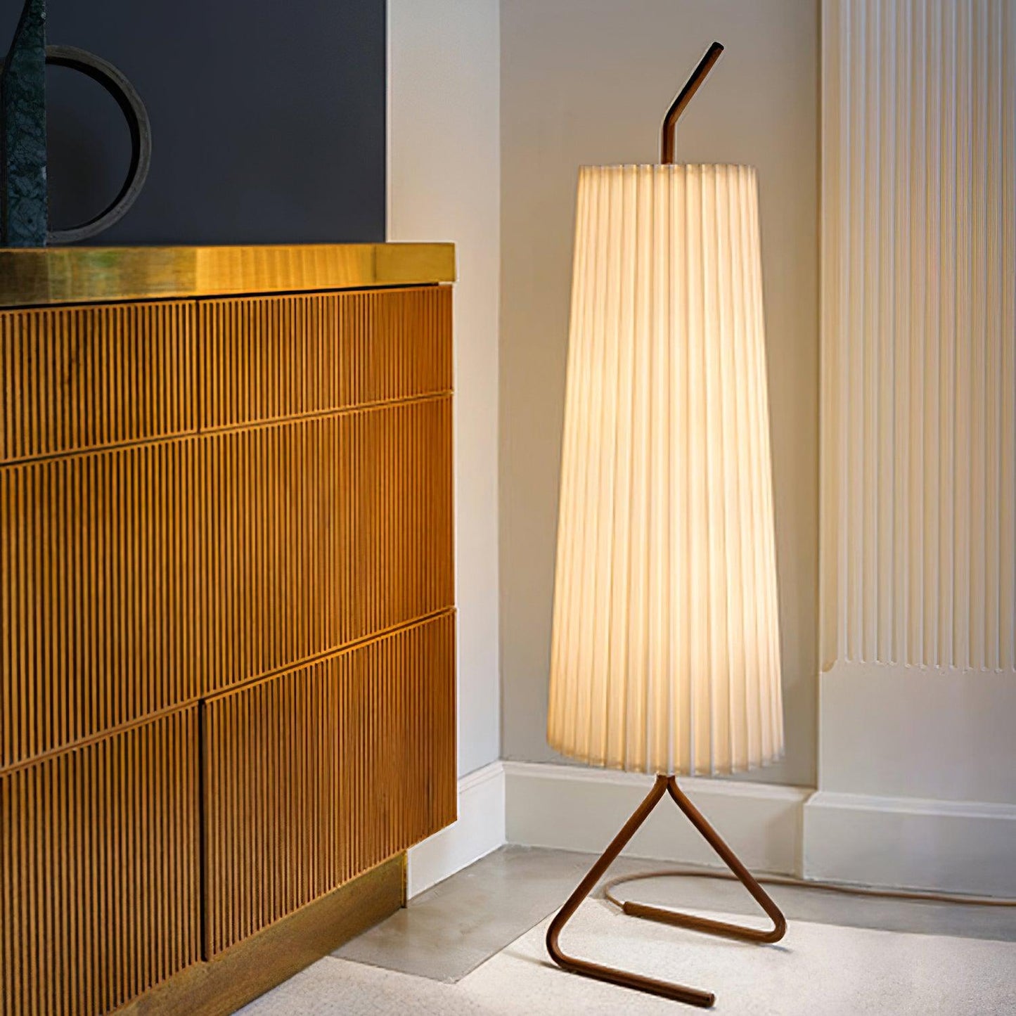 Kalmar Floor Lamp - Loonglight