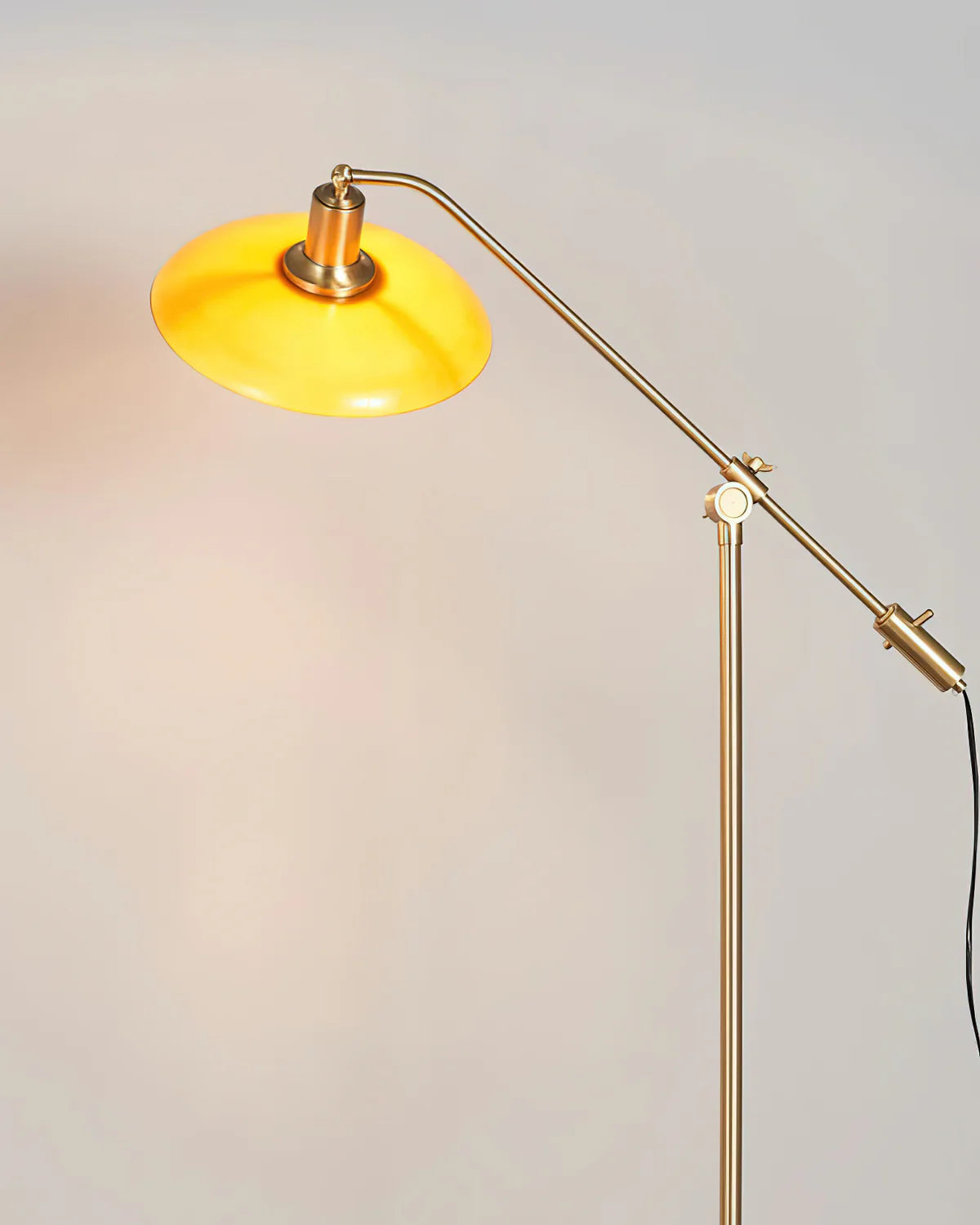 Keith Floor Lamp - Loonglight