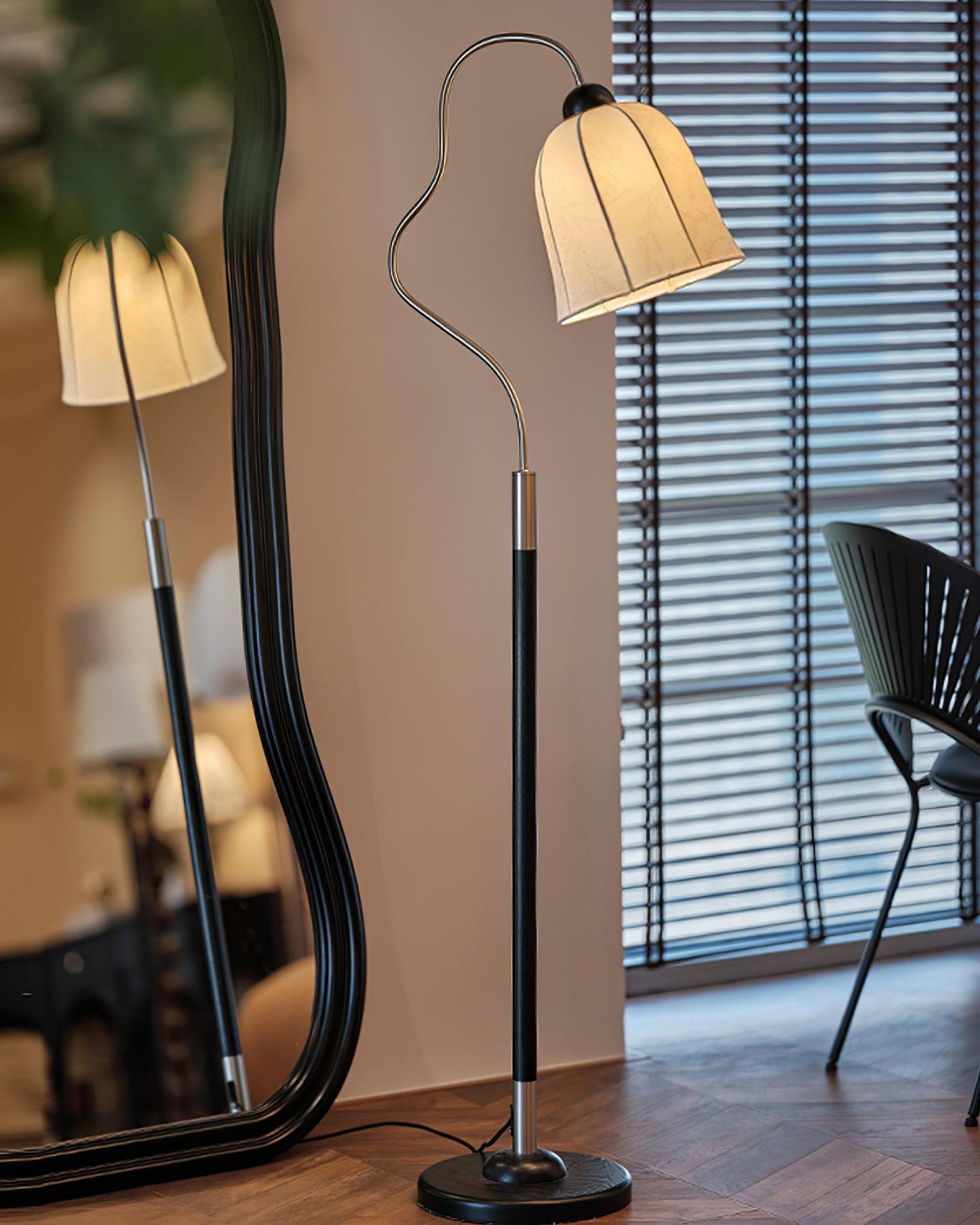 Kelly Floor Lamp - Loonglight