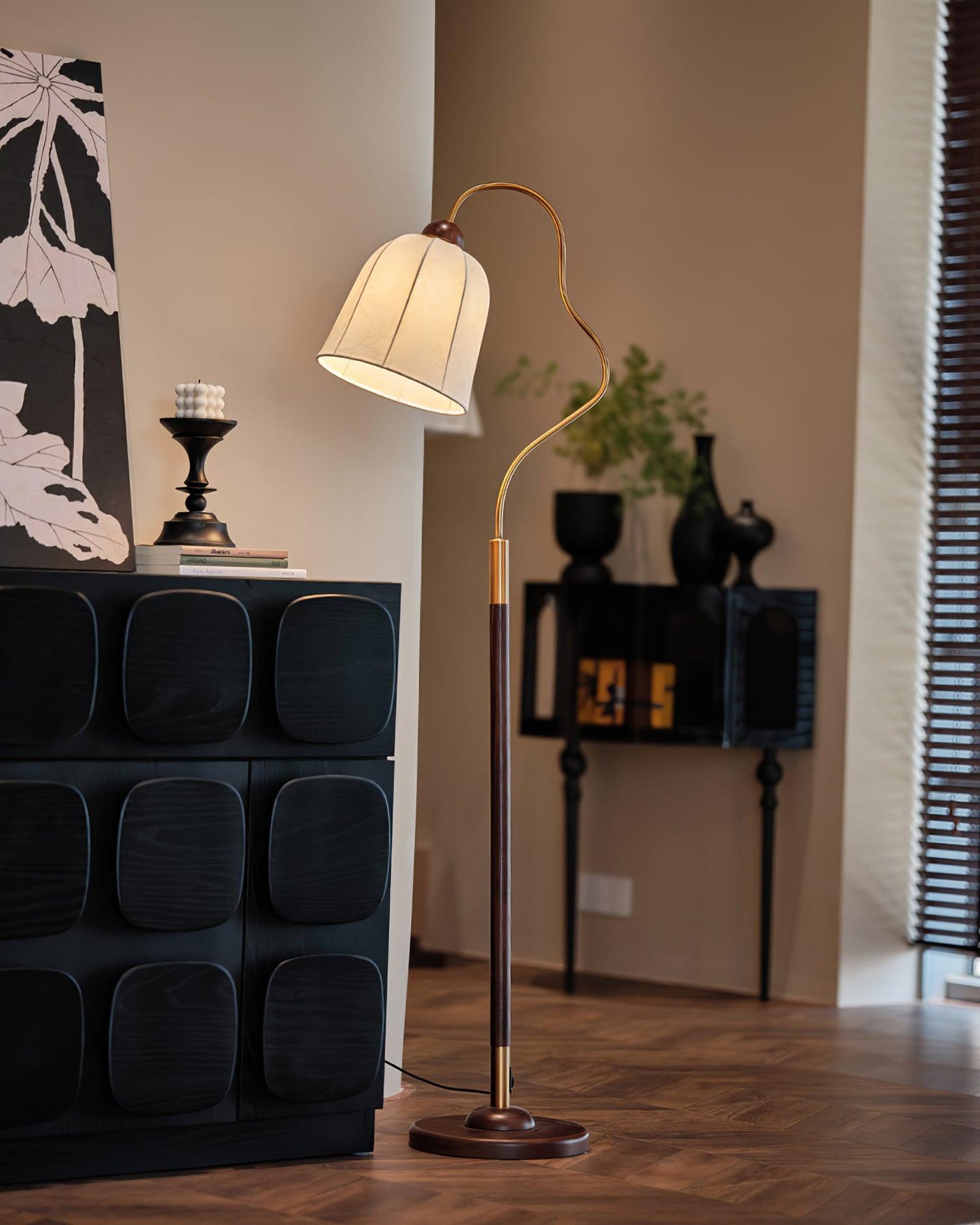 Kelly Floor Lamp - Loonglight