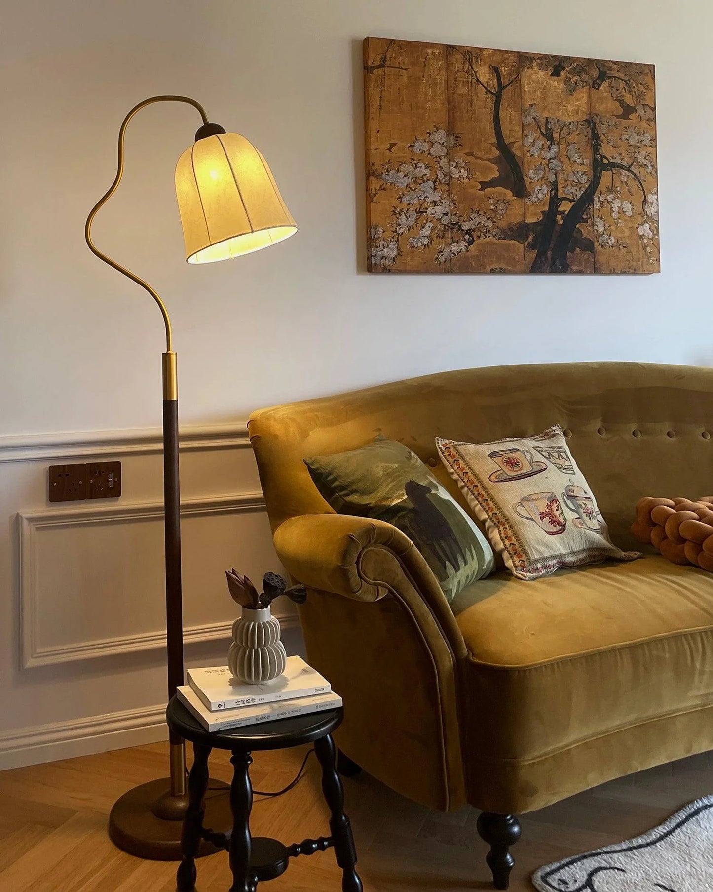 Kelly Floor Lamp - Loonglight