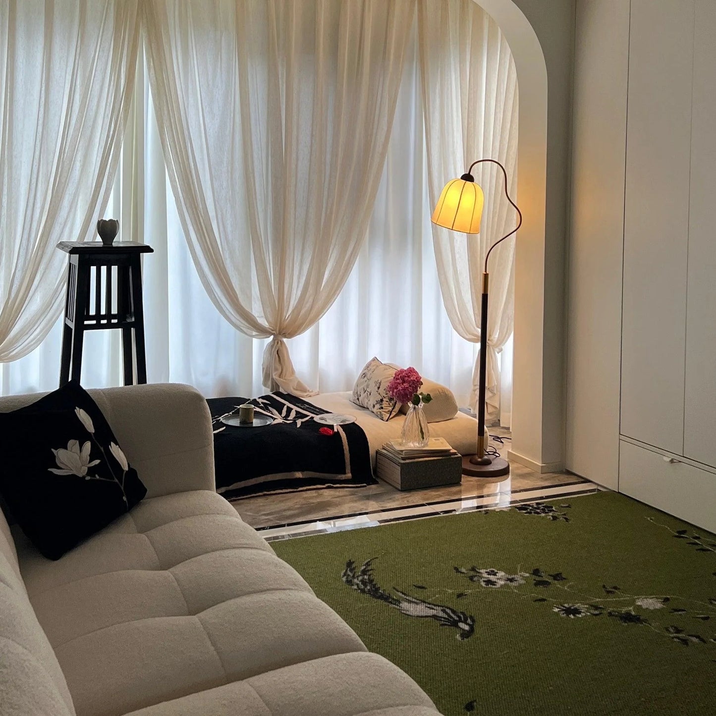 Kelly Floor Lamp - Loonglight