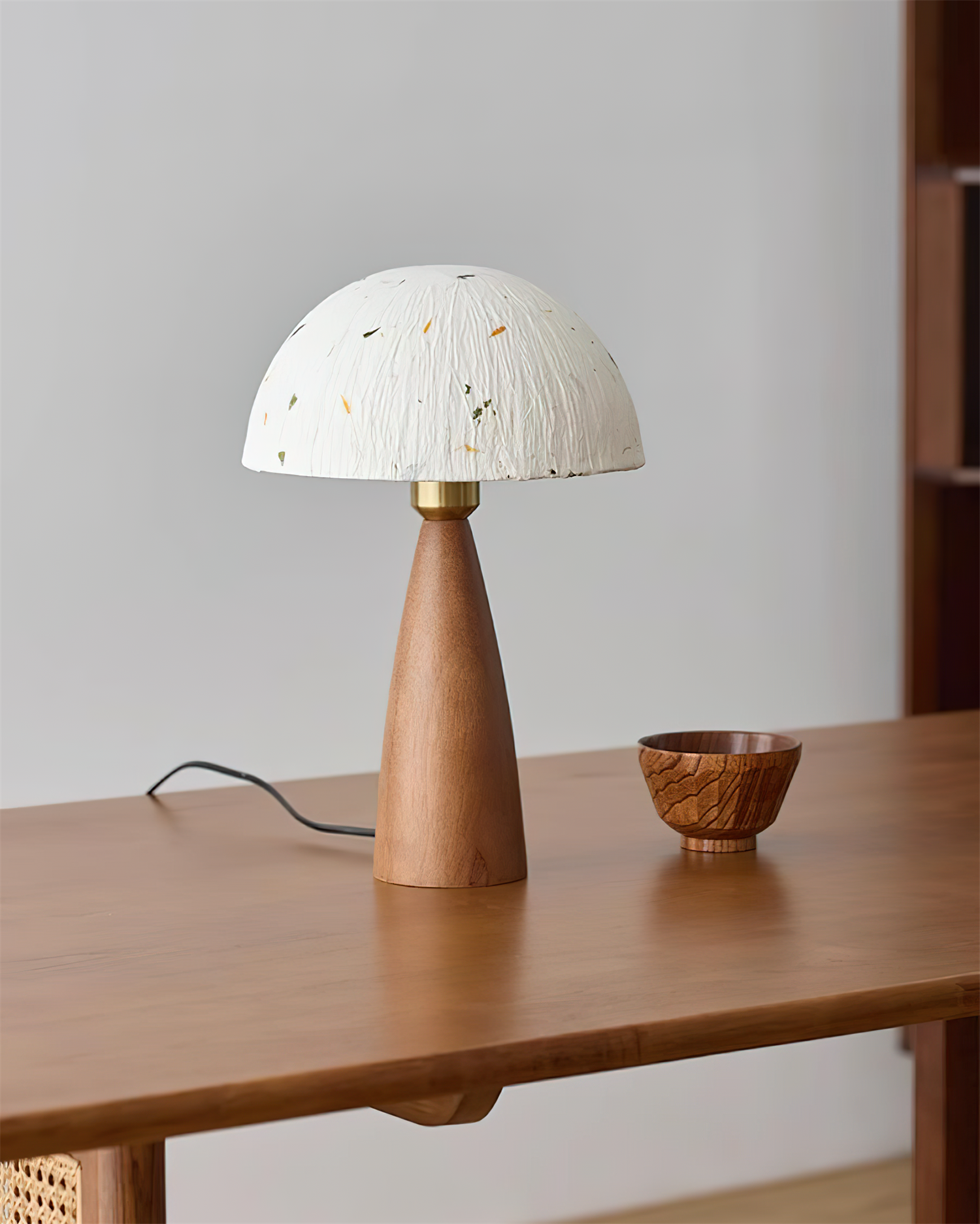 Kent Wood Table Lamp - Loonglight