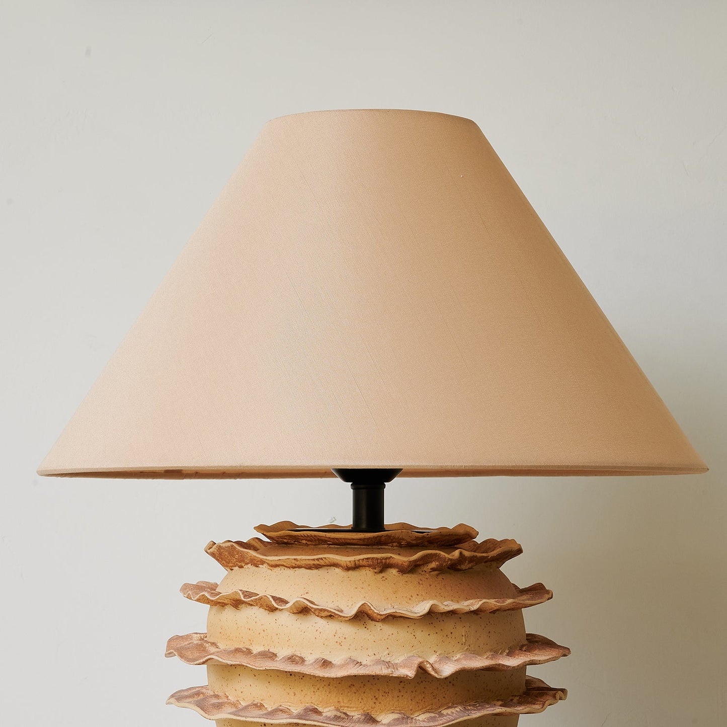 Kigelia Ceramics Table Lamp - Loonglight
