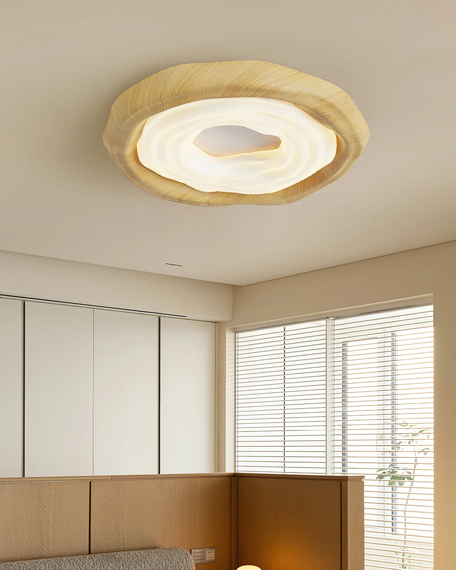 Kiko Ceiling Light - Loonglight