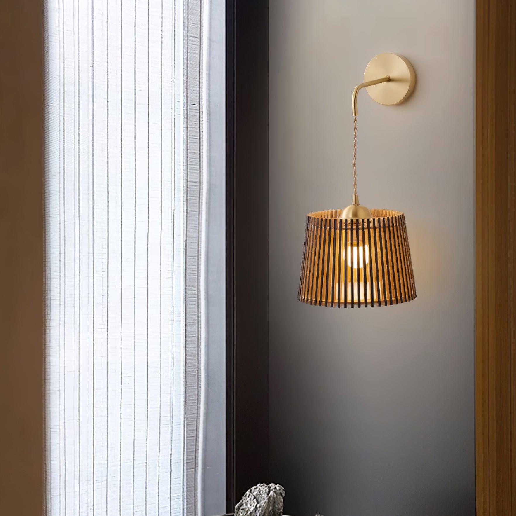 Kitami Wall Lamp - Loonglight