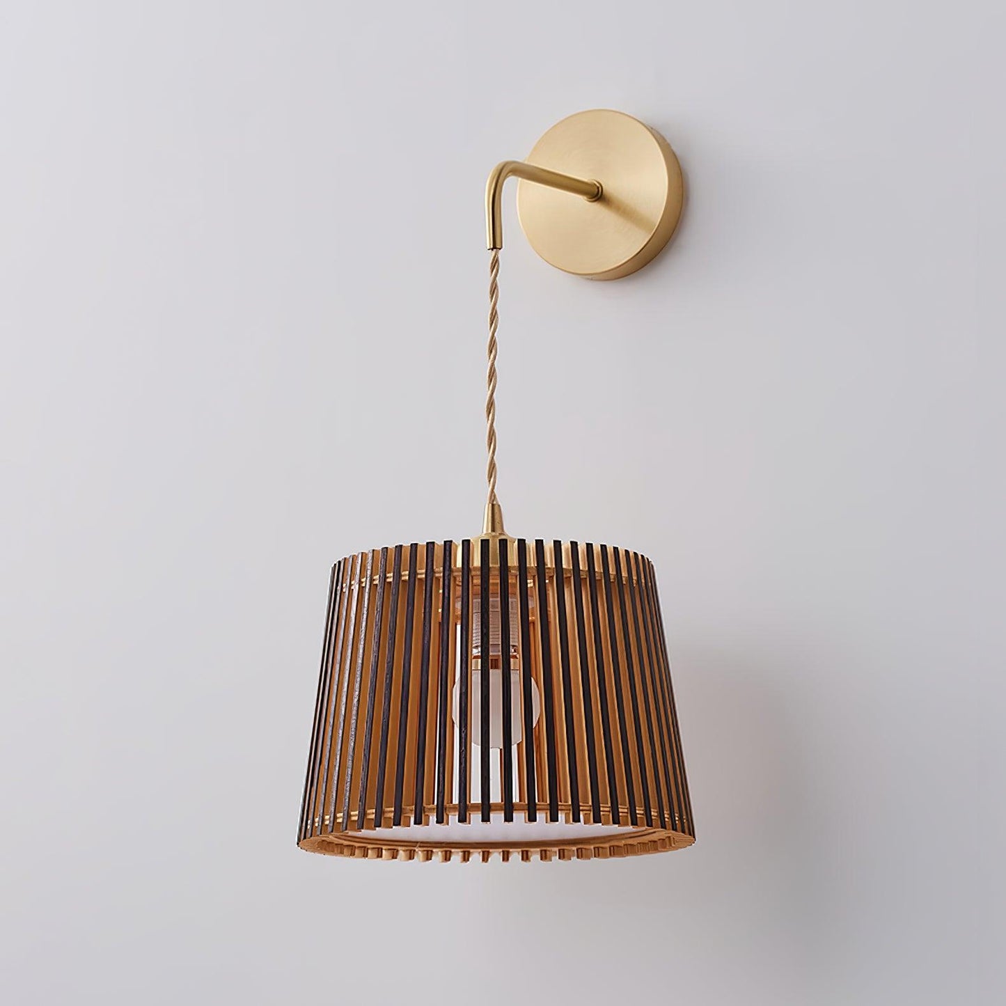Kitami Wall Lamp - Loonglight