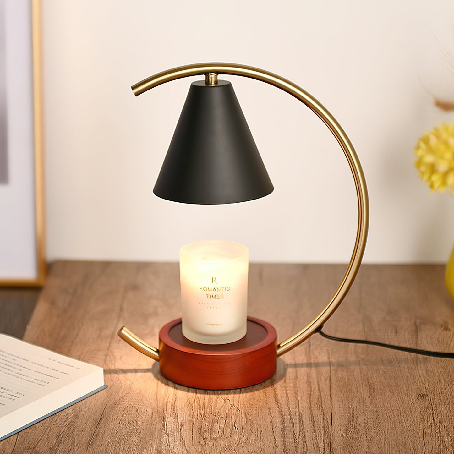 Kizzy Candle Warmer Lamp - Loonglight