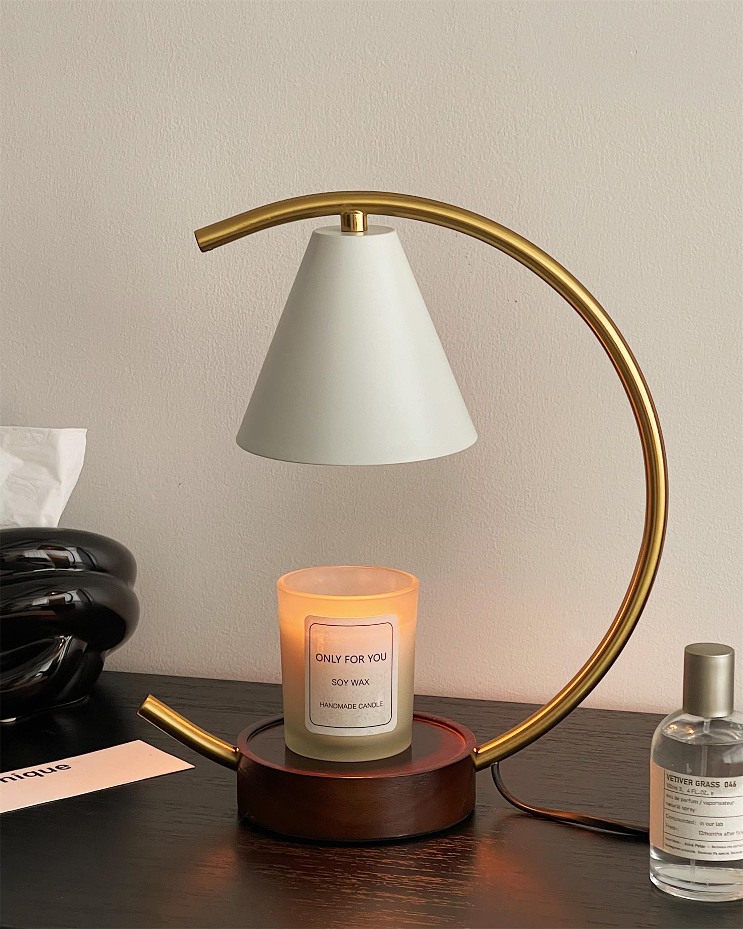 Kizzy Candle Warmer Lamp - Loonglight