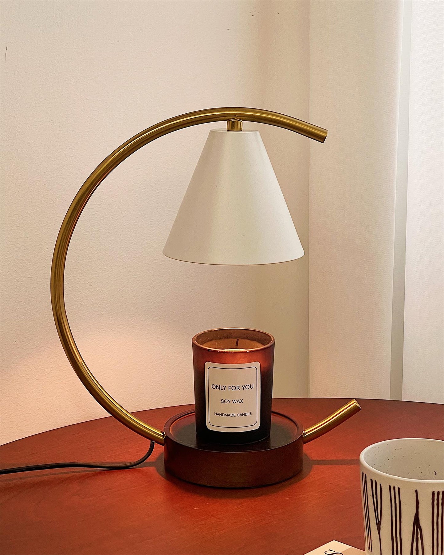 Kizzy Candle Warmer Lamp - Loonglight