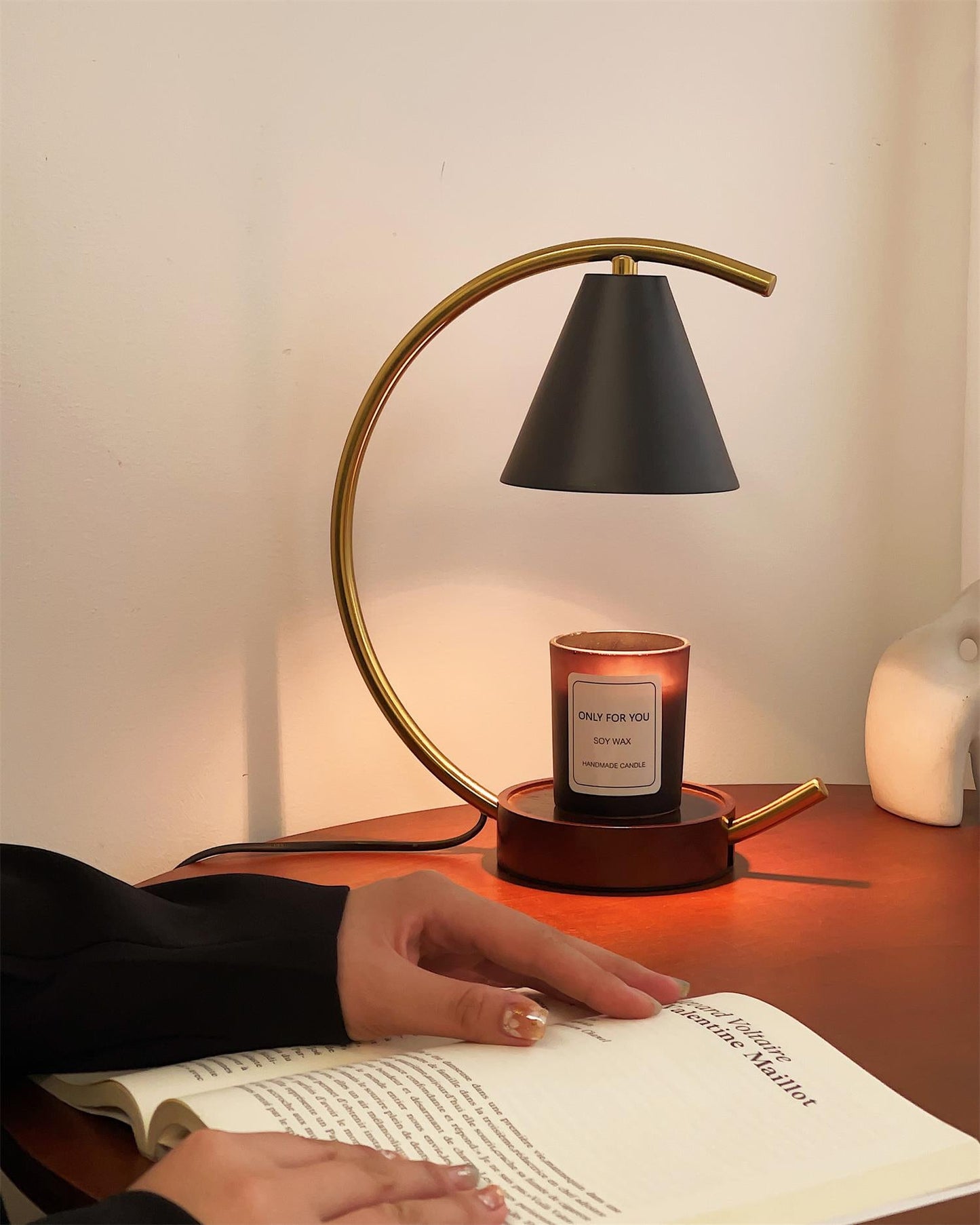 Kizzy Candle Warmer Lamp - Loonglight