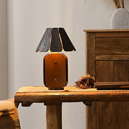 Kubec Table Lamp - Loonglight