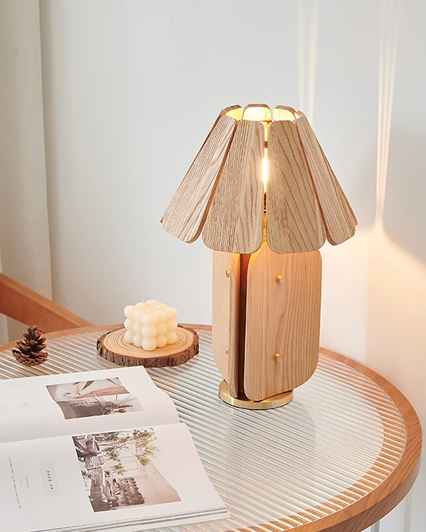 Kubec Table Lamp - Loonglight