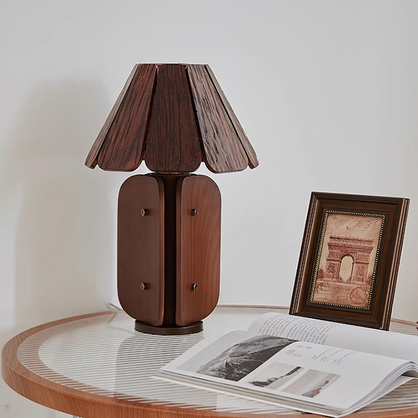 Kubec Table Lamp - Loonglight