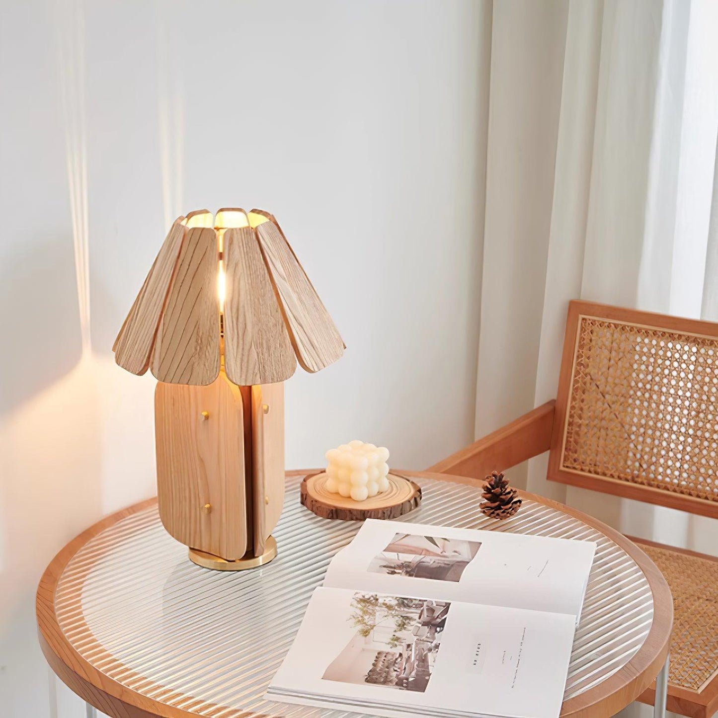 Kubec Table Lamp - Loonglight