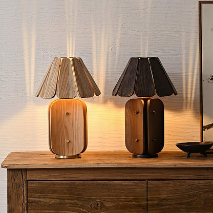 Kubec Table Lamp - Loonglight
