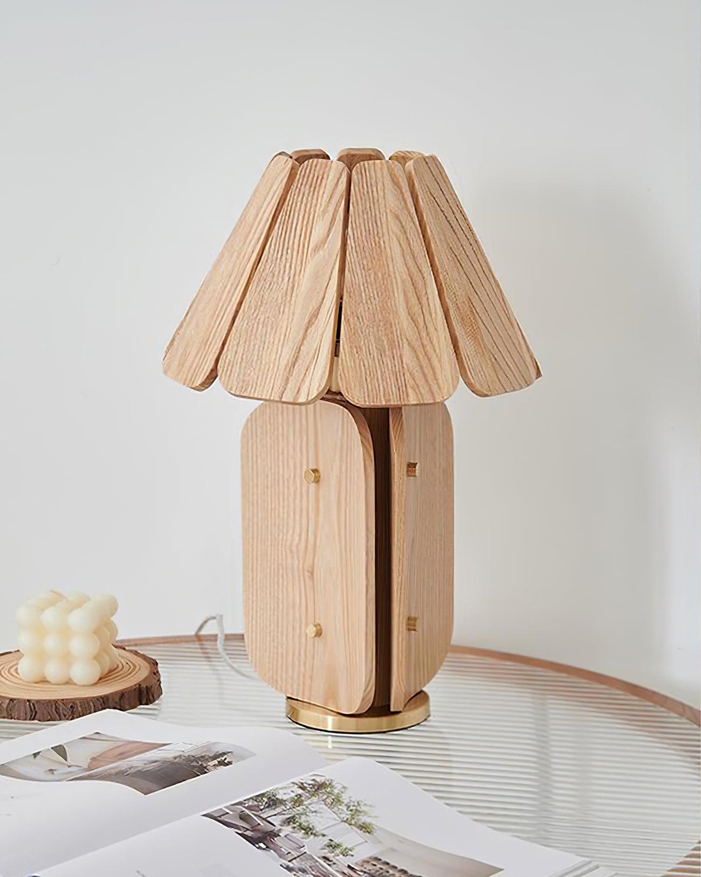 Kubec Table Lamp - Loonglight