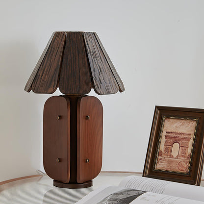 Kubec Table Lamp - Loonglight