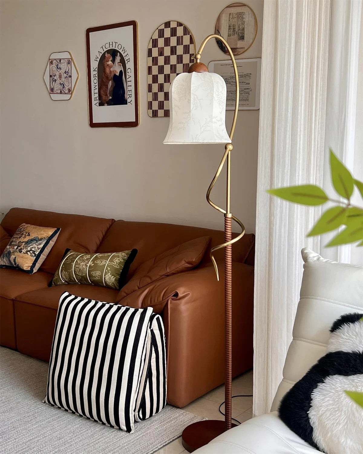 Laier Floor Lamp - Loonglight