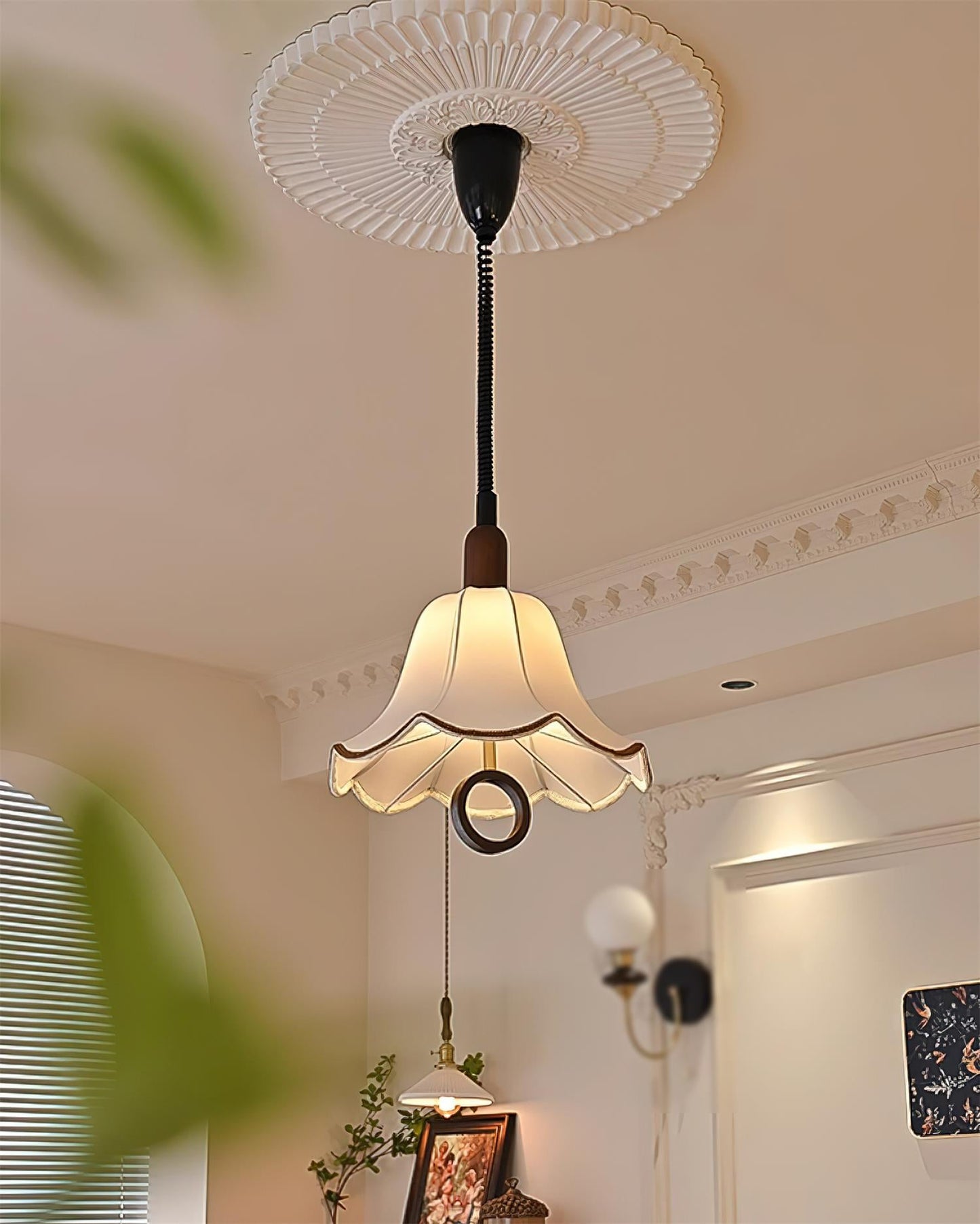 Lanna Bell Pendant Light - Loonglight