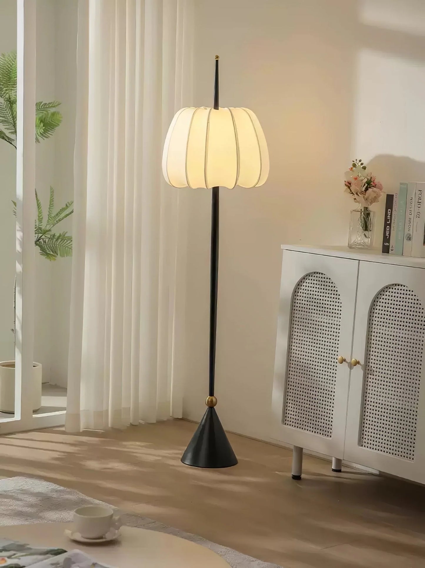 Lantern Bloom Floor Lamp - Loonglight