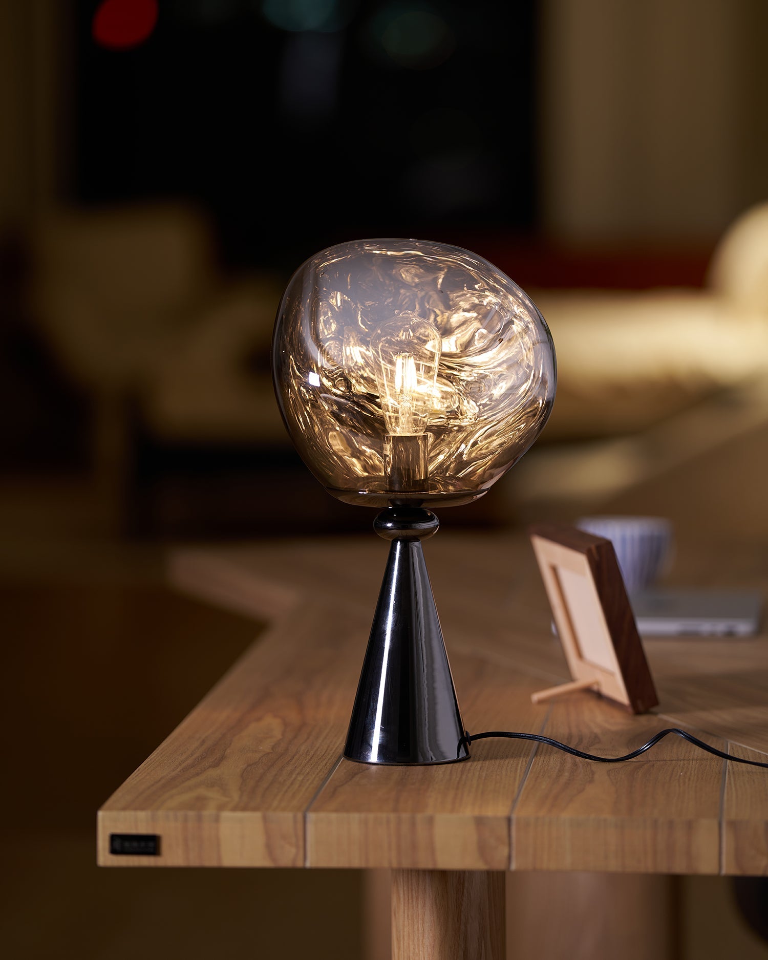 Lava Cone Fat Table Lamp - Loonglight