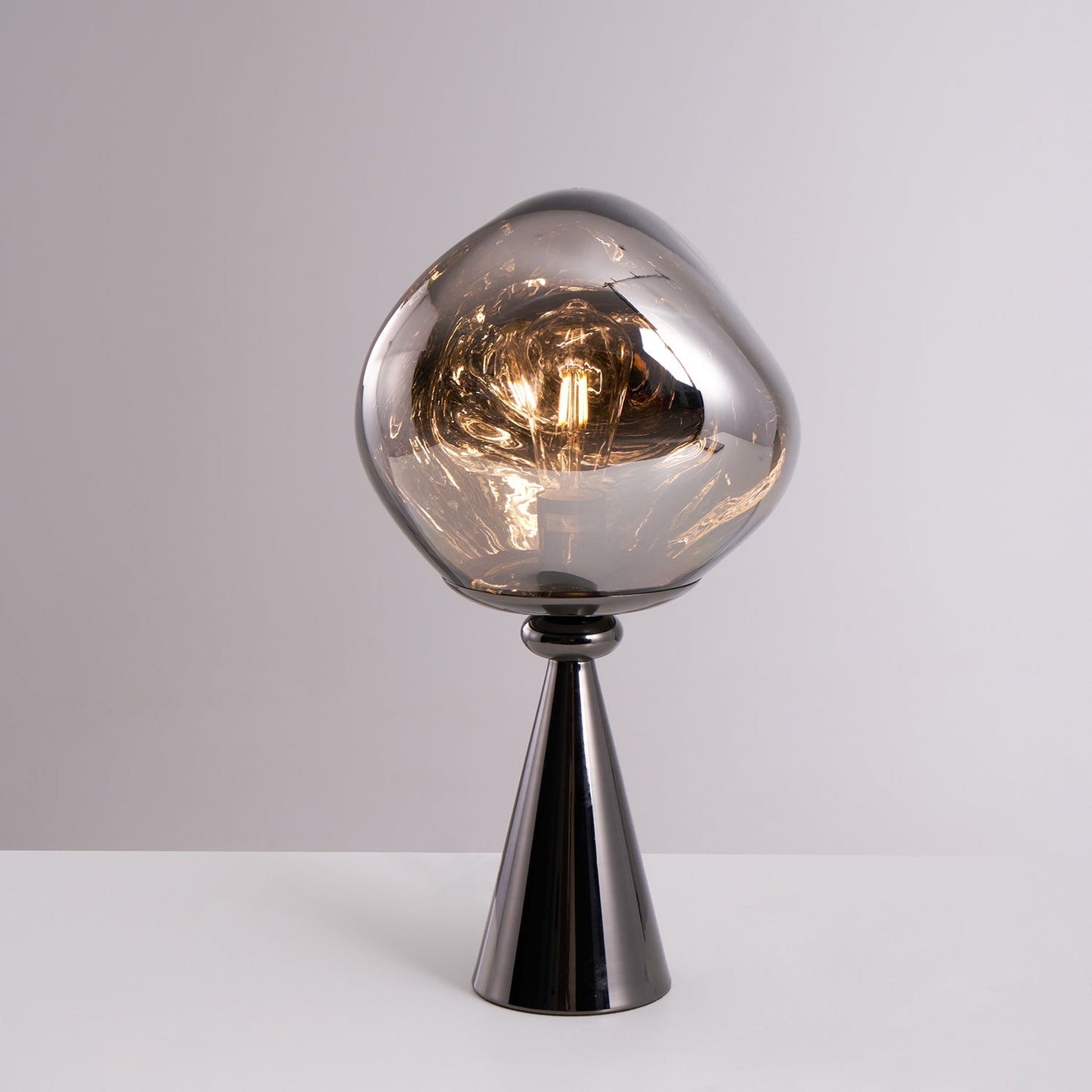 Lava Cone Fat Table Lamp - Loonglight