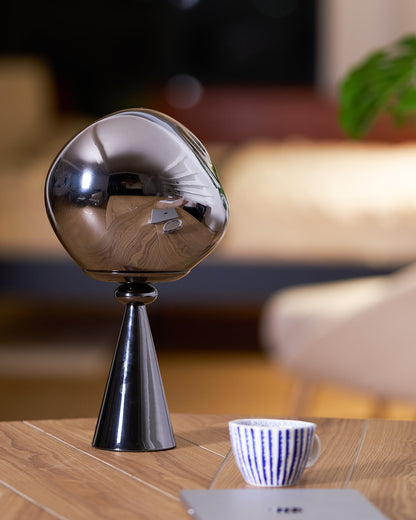 Lava Cone Fat Table Lamp - Loonglight