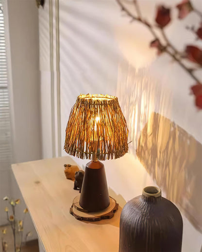 Layne Table Lamp - Loonglight