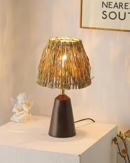 Layne Table Lamp - Loonglight